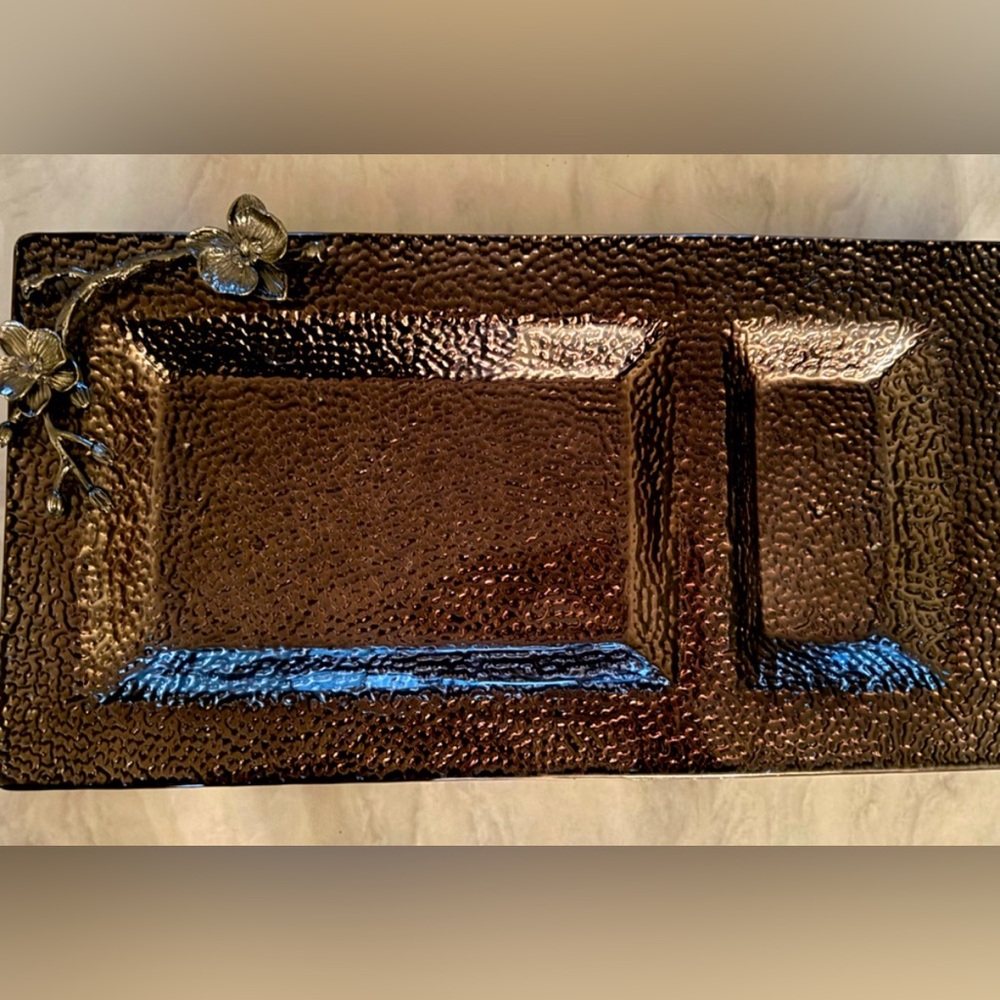 NWOT- Michael Aram Black Orchid Collection Silver Fleur Black Glass Serving Tray